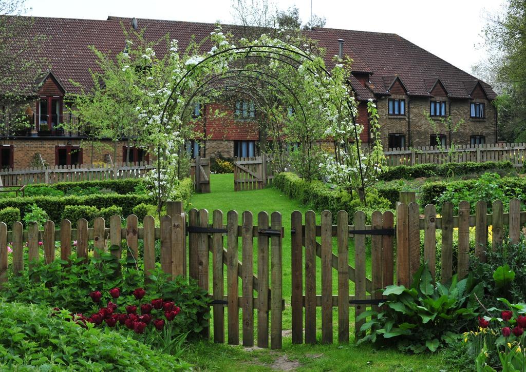 Best Western Plus Grim'S Dyke Hotel Harrow Kültér fotó